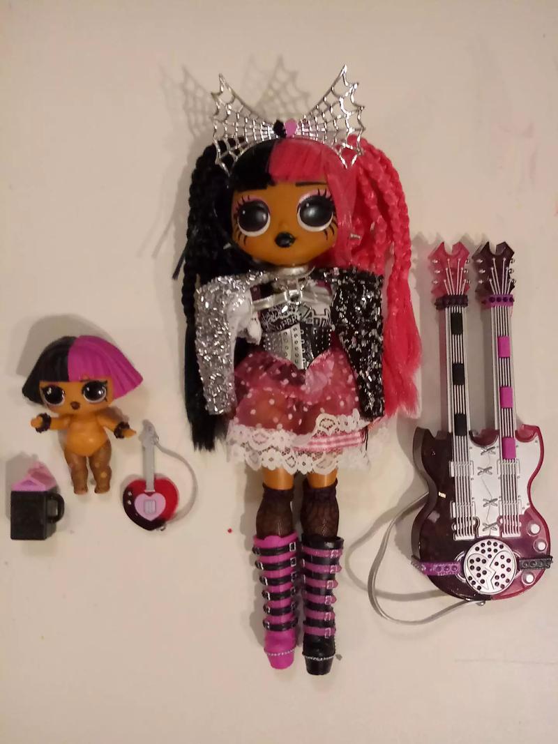 Lol surprise omg doll metal chick and lil sis for sale in Stafford, TX