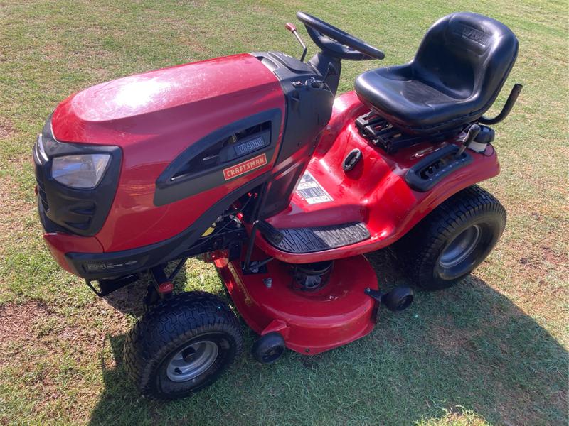 YT 4000 craftsman 24 horse Briggs & Stratton platinum series Tight