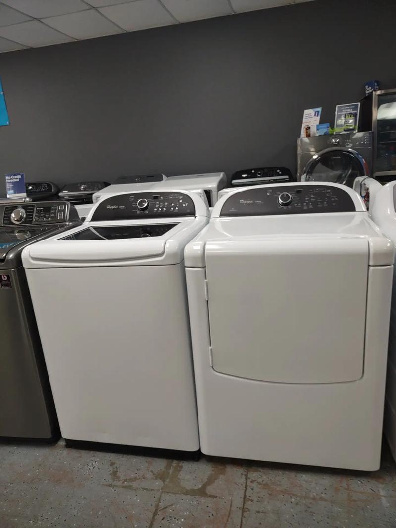 WHIRLPOOL CABRIO PLATINUM WASHER AND DRYER SET ENERGY STAR HE SENSOR