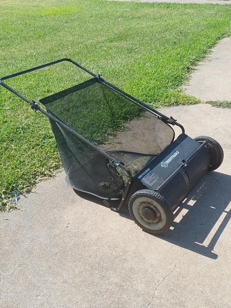 Right Hand 26inch Lawn Sweeper for sale in Irving, TX 5miles Buy