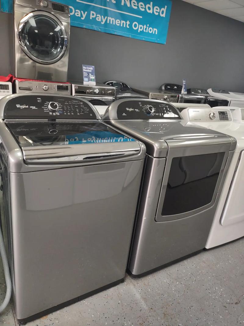 WHIRLPOOL CABRIO PLATINUM WASHER AND DRYER SET ENERGY STAR HE SENSOR