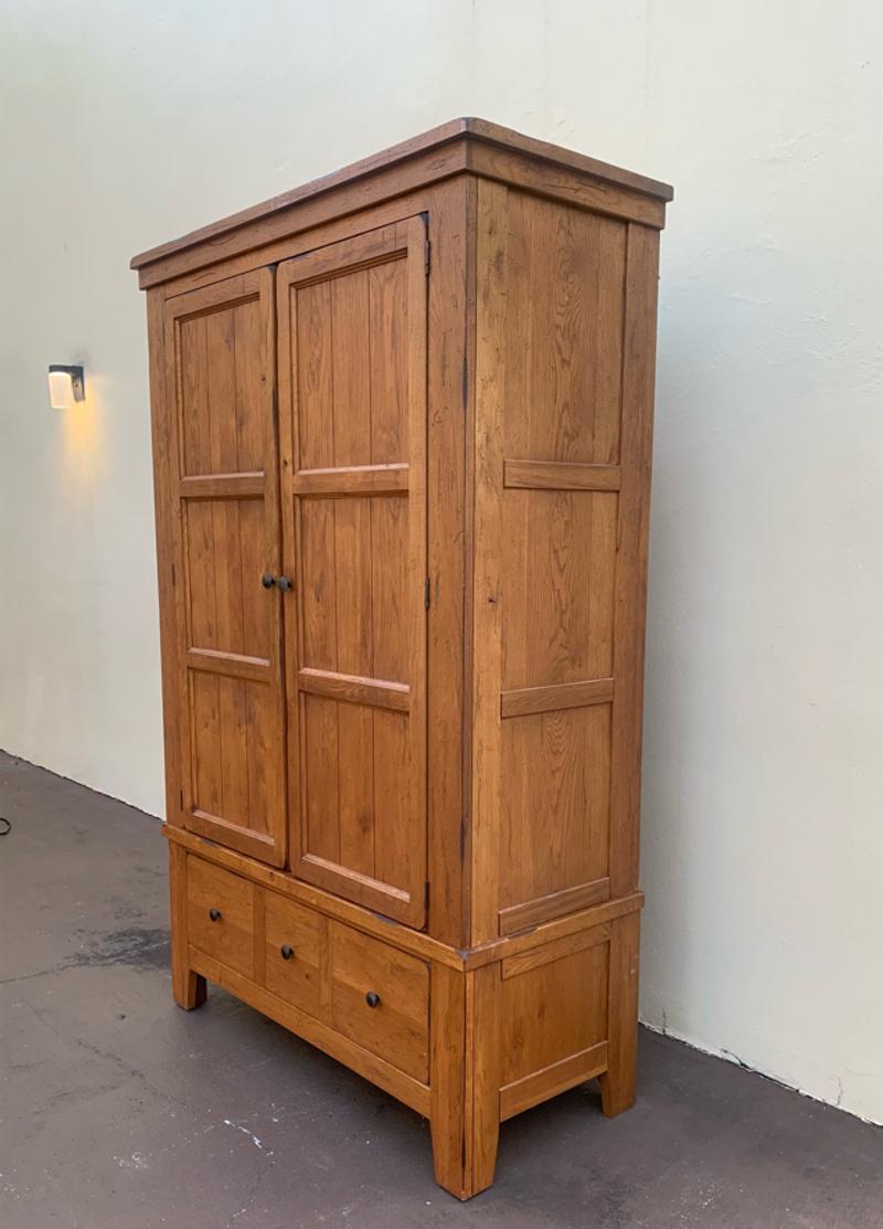 VINTAGE BROYHILL ATTIC HEIRLOOM COLLECTION ARMOIRE TV ENTERTAINMENT