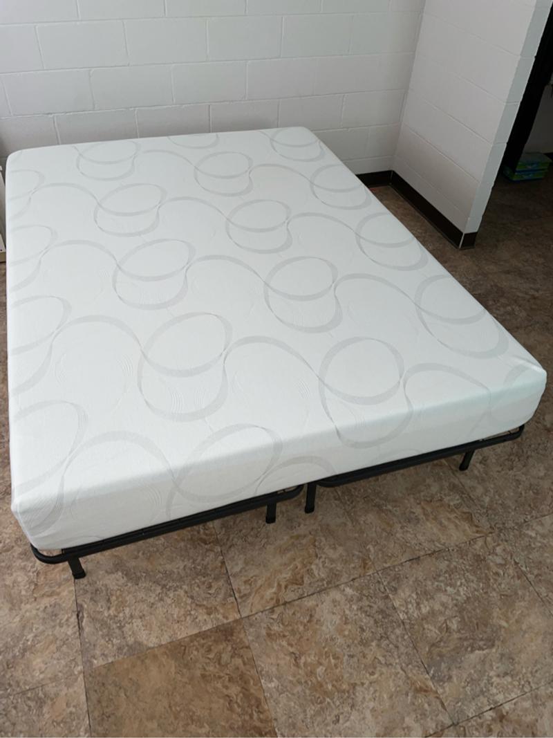 Queen Foam Mattress 9inch MUST GO TODAY! for sale in Denton, TX