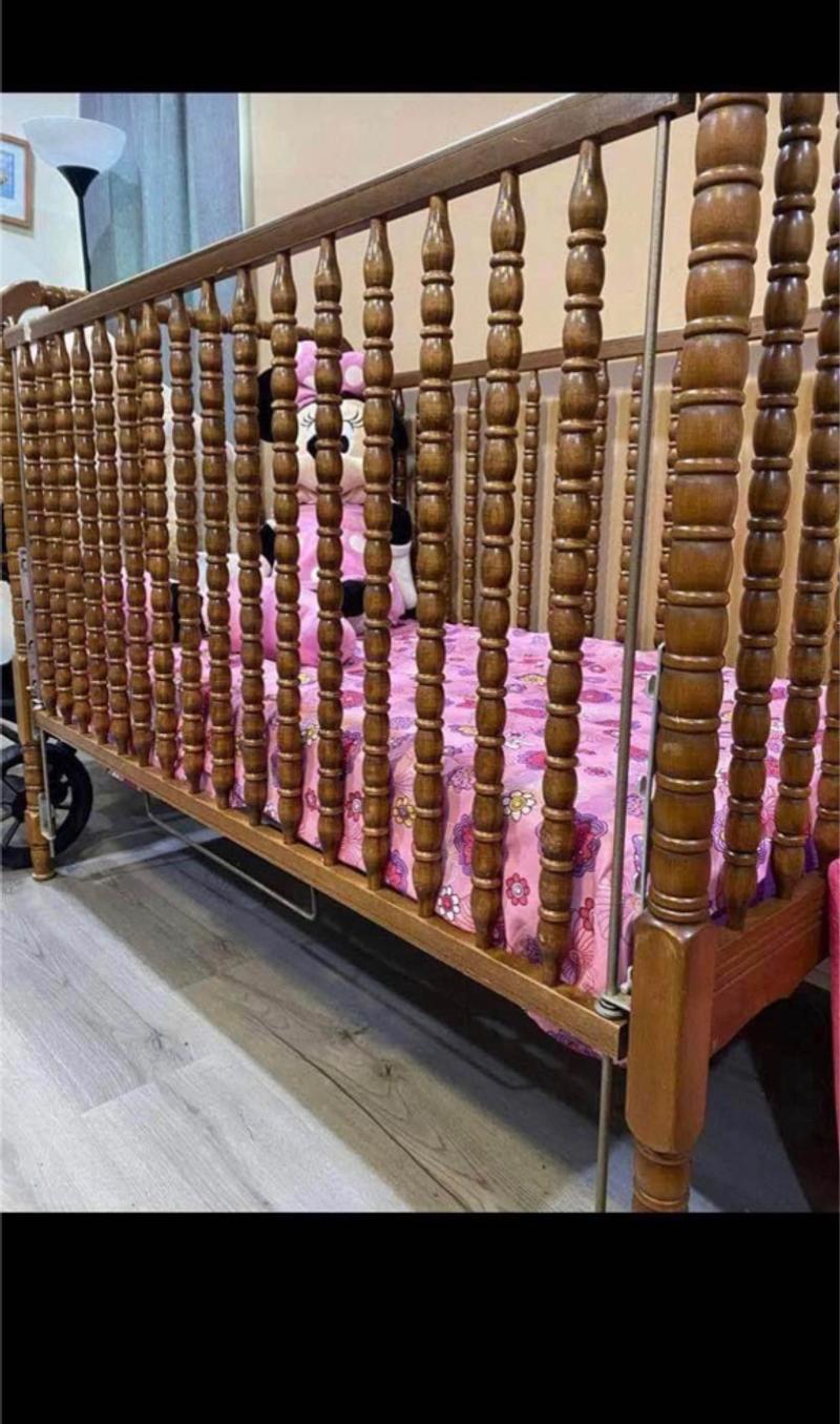 Baby Crib for sale in Charlotte, NC 5miles Buy and Sell