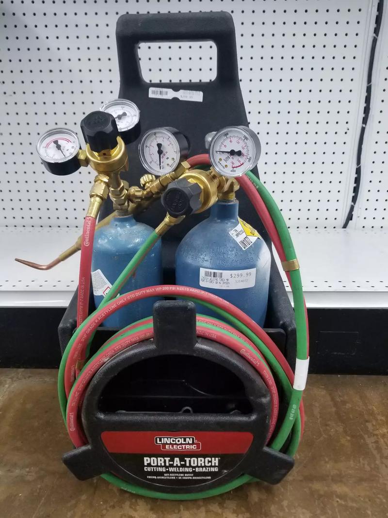 Lincoln Electric PortATorch Kit with Oxygen and Acetylene Tanks, for