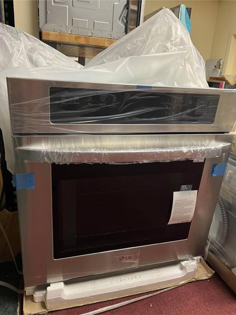 LG 30” Electric Wall Oven with Convection in Stainless Steel for sale in Grand Prairie, TX