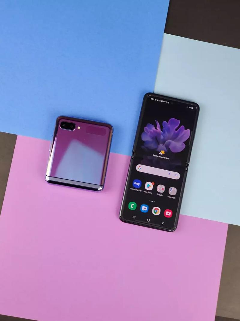 Samsung Z Flip Unlocked for TMobile AT&T Sprint Verizon Boost Cricket MetroPCS for sale in