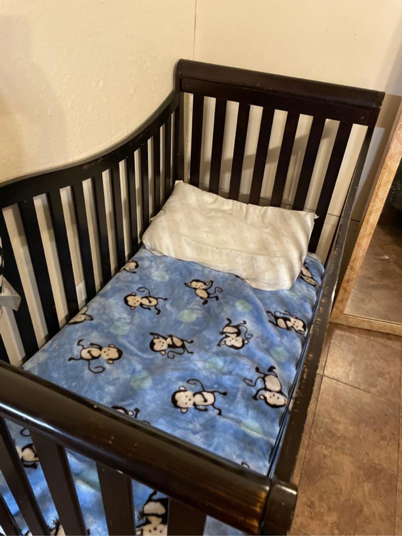 Baby crib for sale in Wilmer, TX 5miles Buy and Sell