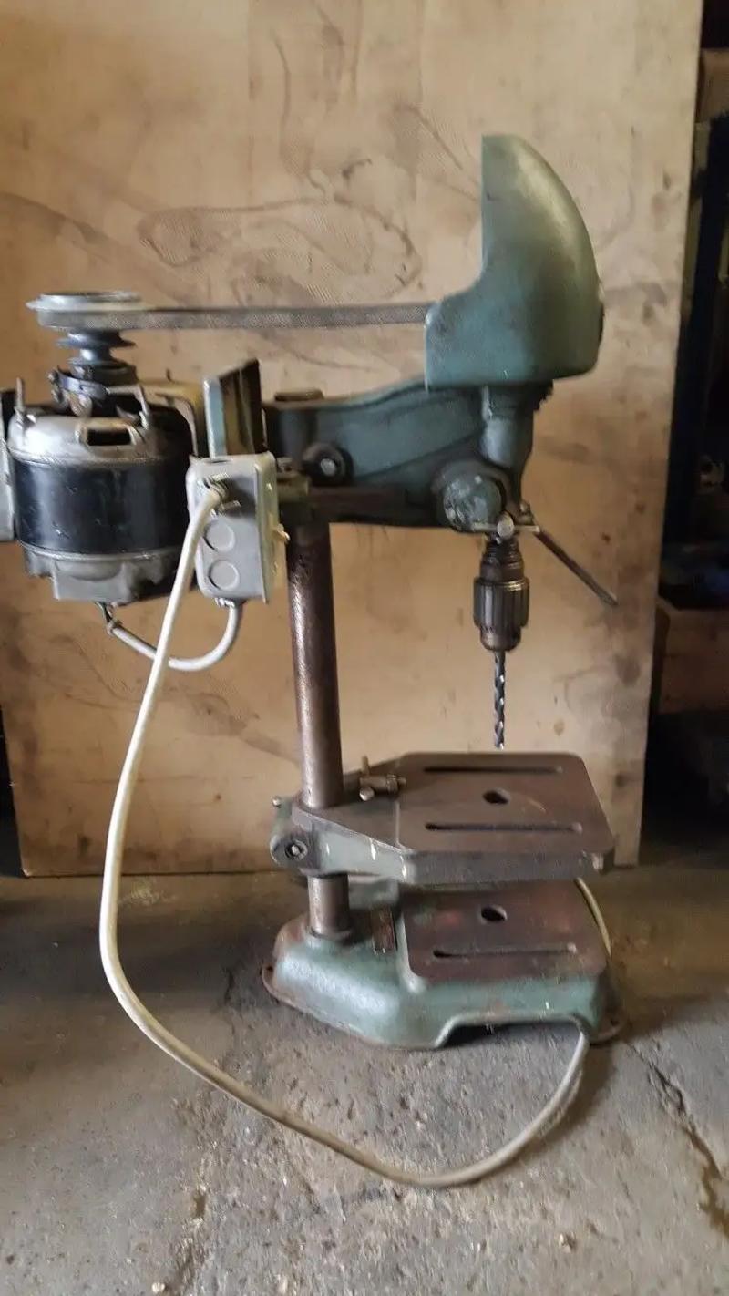 Power King Drill Press Bench Top Model 611 for sale in Bell Gardens, CA