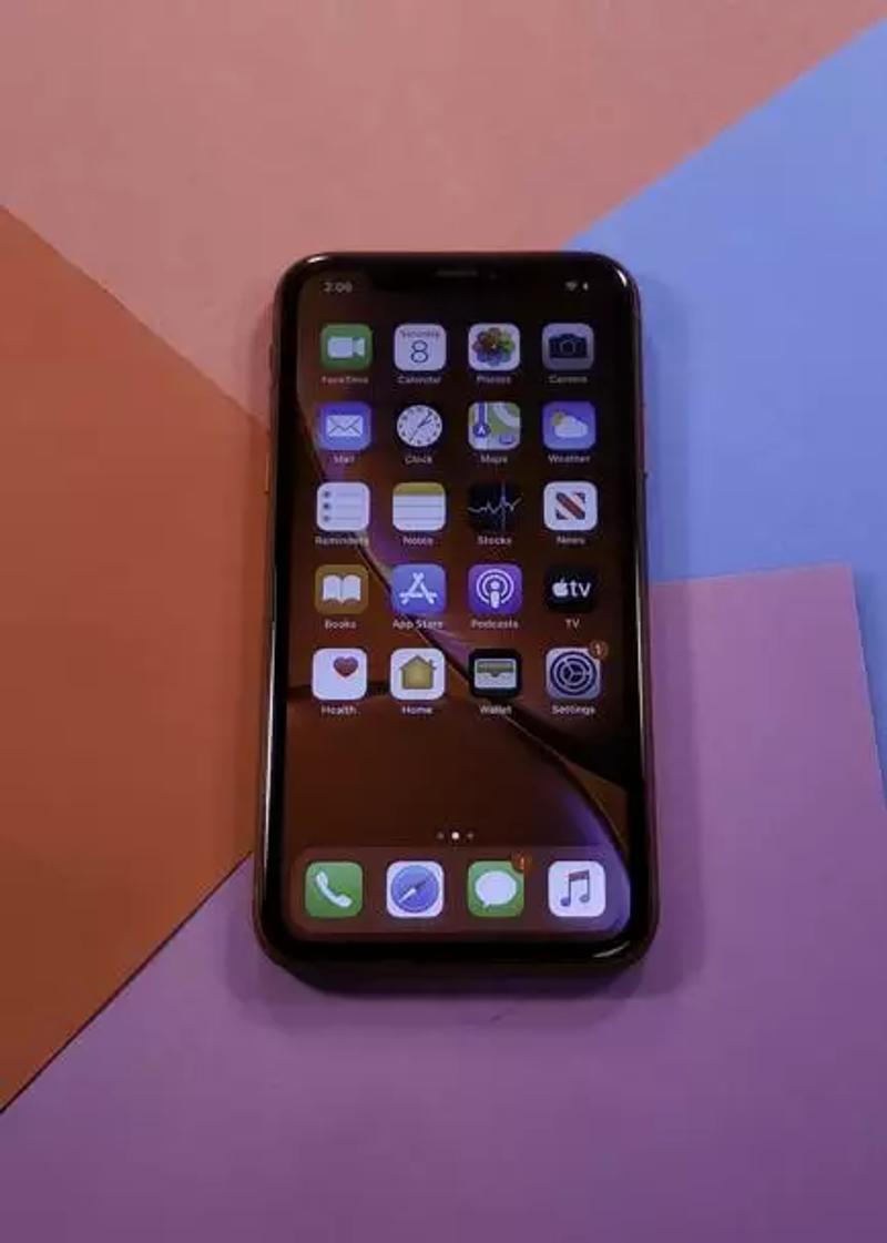 IPhone XR 64GB Phone Unlocked MetroPCS Cricket Boost Sprint AT&T T