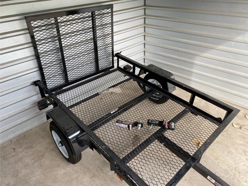Trailer 5ft x 8ft Wire Mesh Utility Trailer with Ramp Gate (2 tow