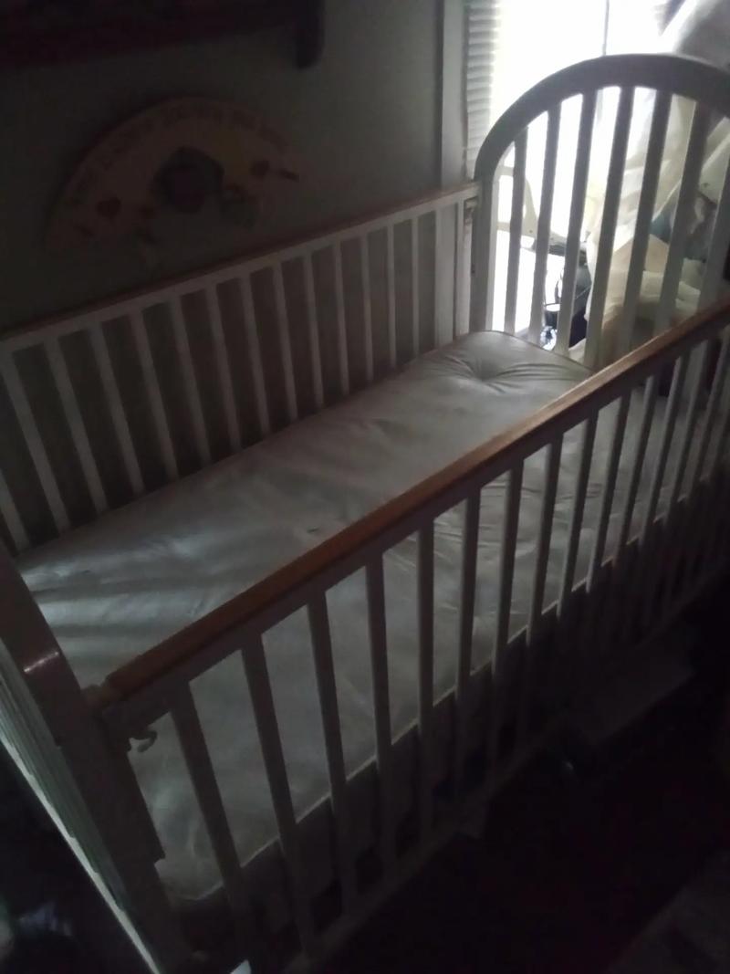 Baby crib for sale in Inverness, FL 5miles Buy and Sell