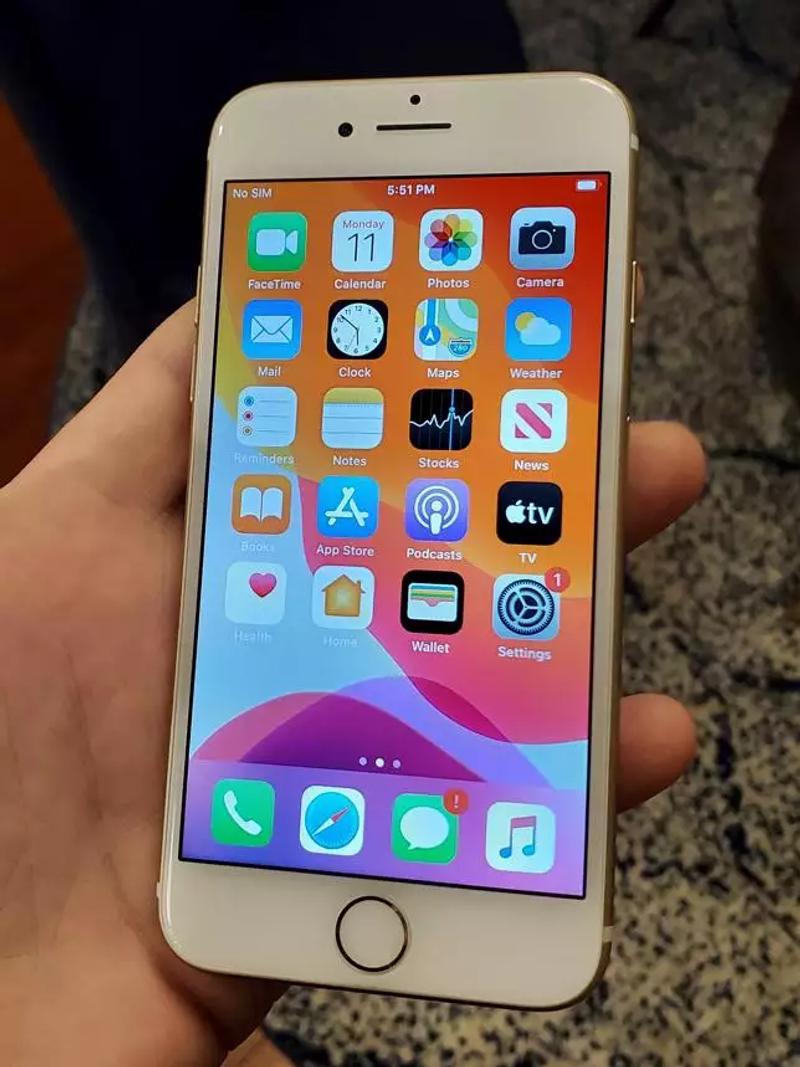 Unlocked Apple iPhone 7 32GB Smart Phone for sale in Dallas, TX