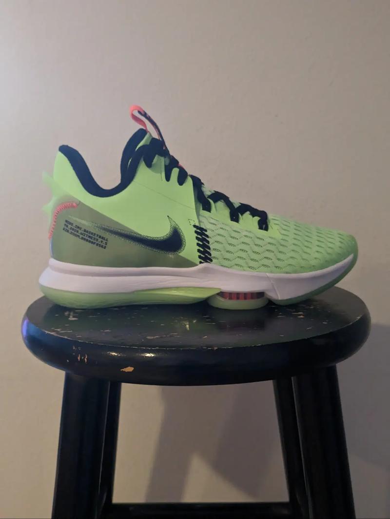 witness 5 grinch