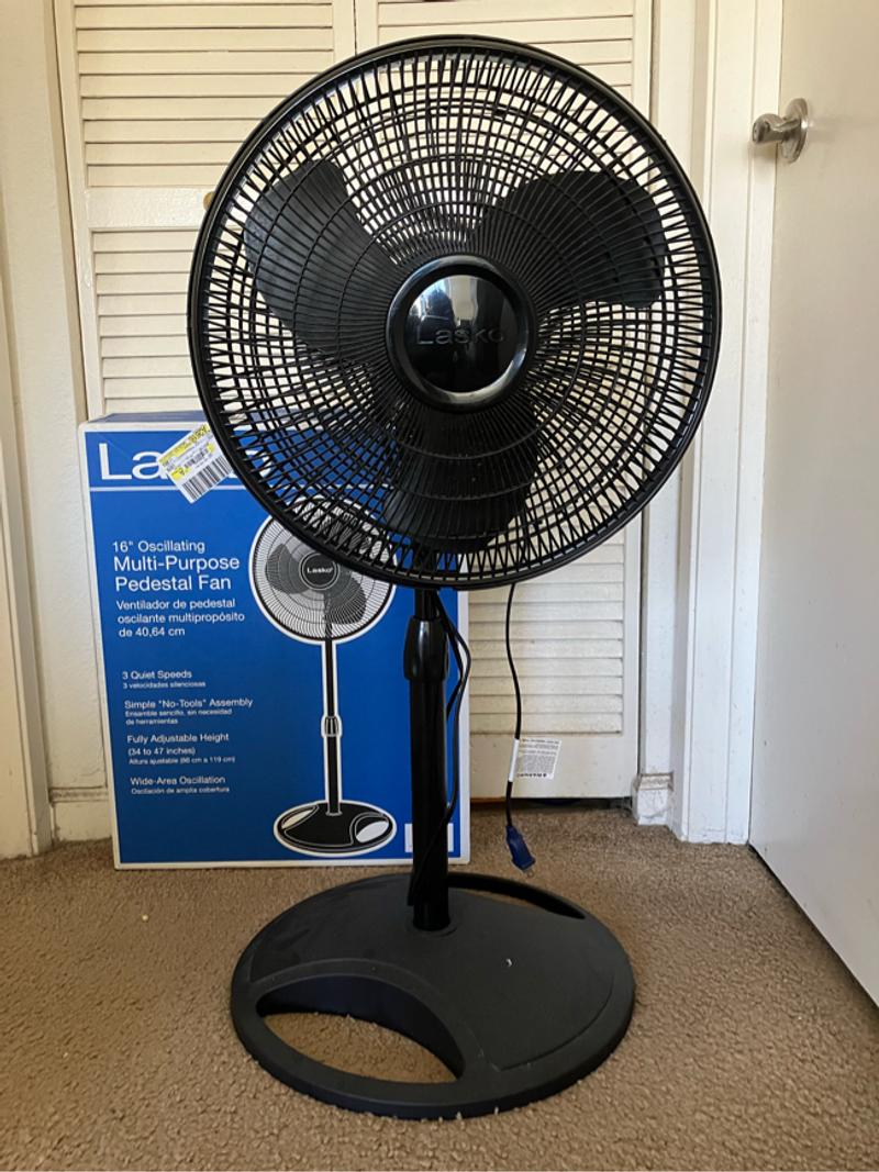 Lasko 16'' oscillating pedestal fan with box and setup instructions for sale in San Jose, CA