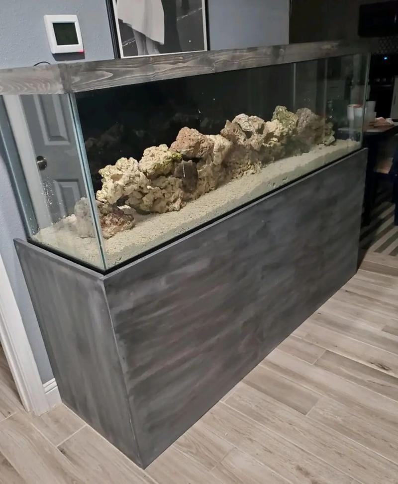 130 gallon saltwater aquarium for sale in Arlington, TX 5miles Buy
