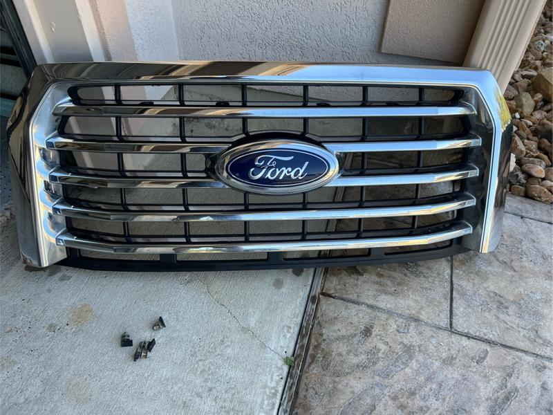 2015 Ford F150 front Grille and bumper and lights original for sale in