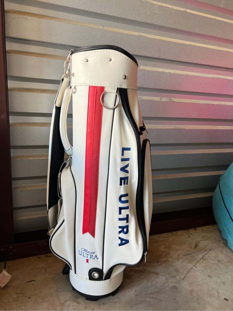 BRAND NEW RARE MICHELOB ULTRA GOLF BAG for sale in Aubrey, TX 5miles