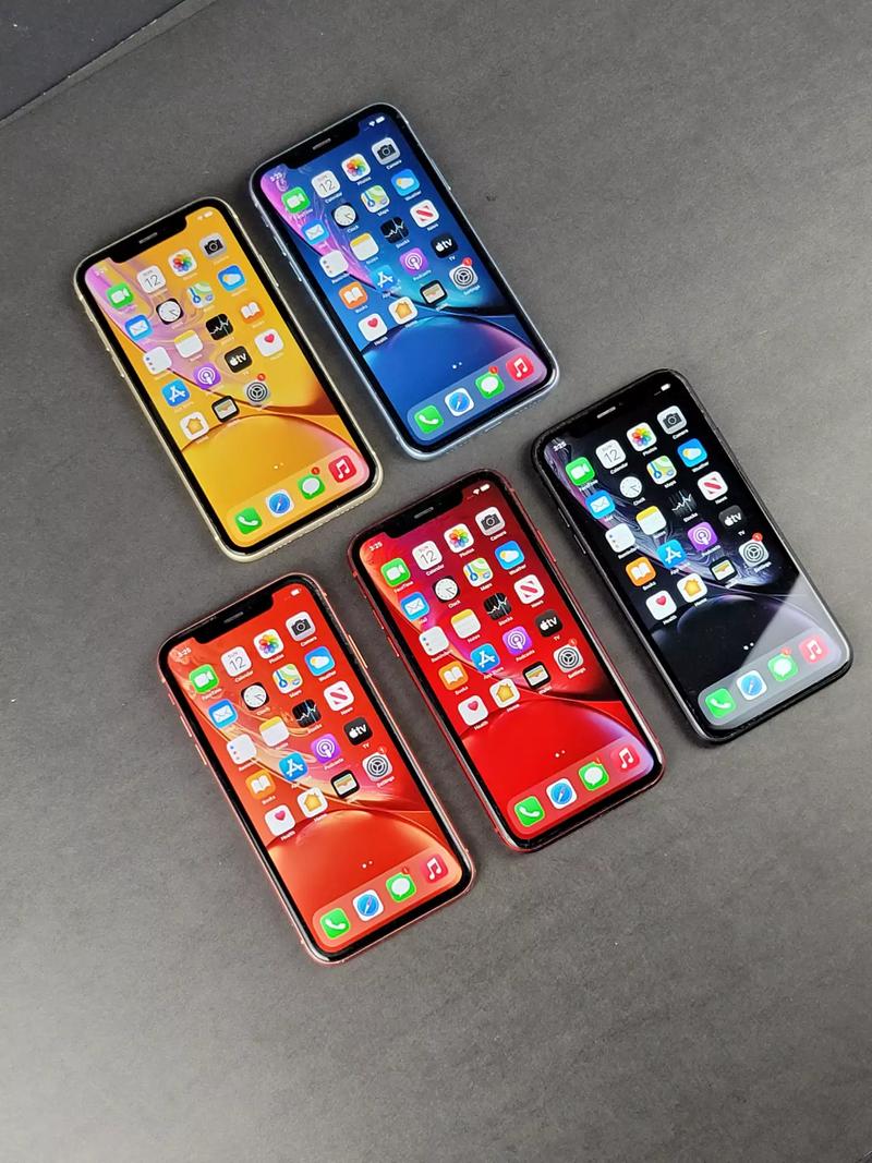 IPhone XR 128GB Unlocked ATT TMobile Boost Verizon MetroPCS Mint