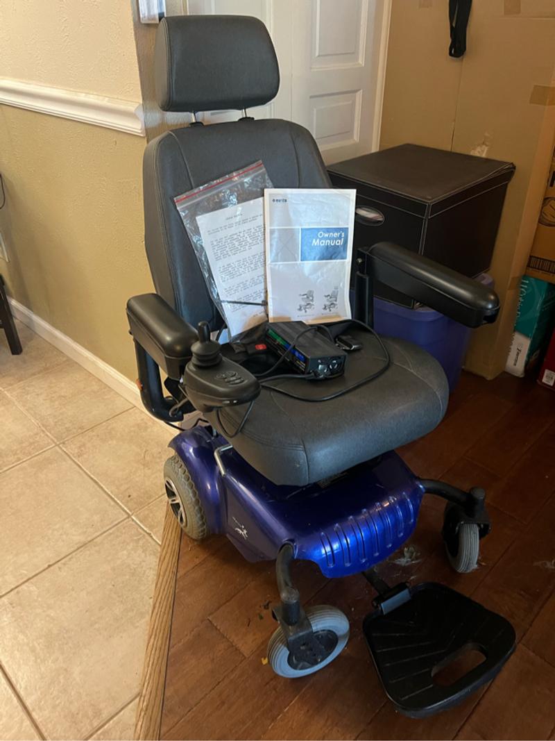 Electric Wheelchair Scooter for sale in Grand Prairie, TX 5miles Buy