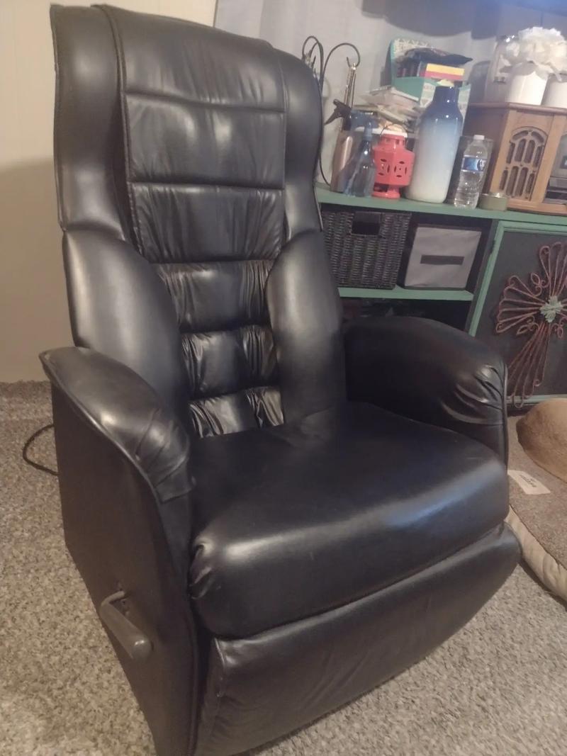 Used Panasonic reclining massage chair for sale in Alvarado, TX