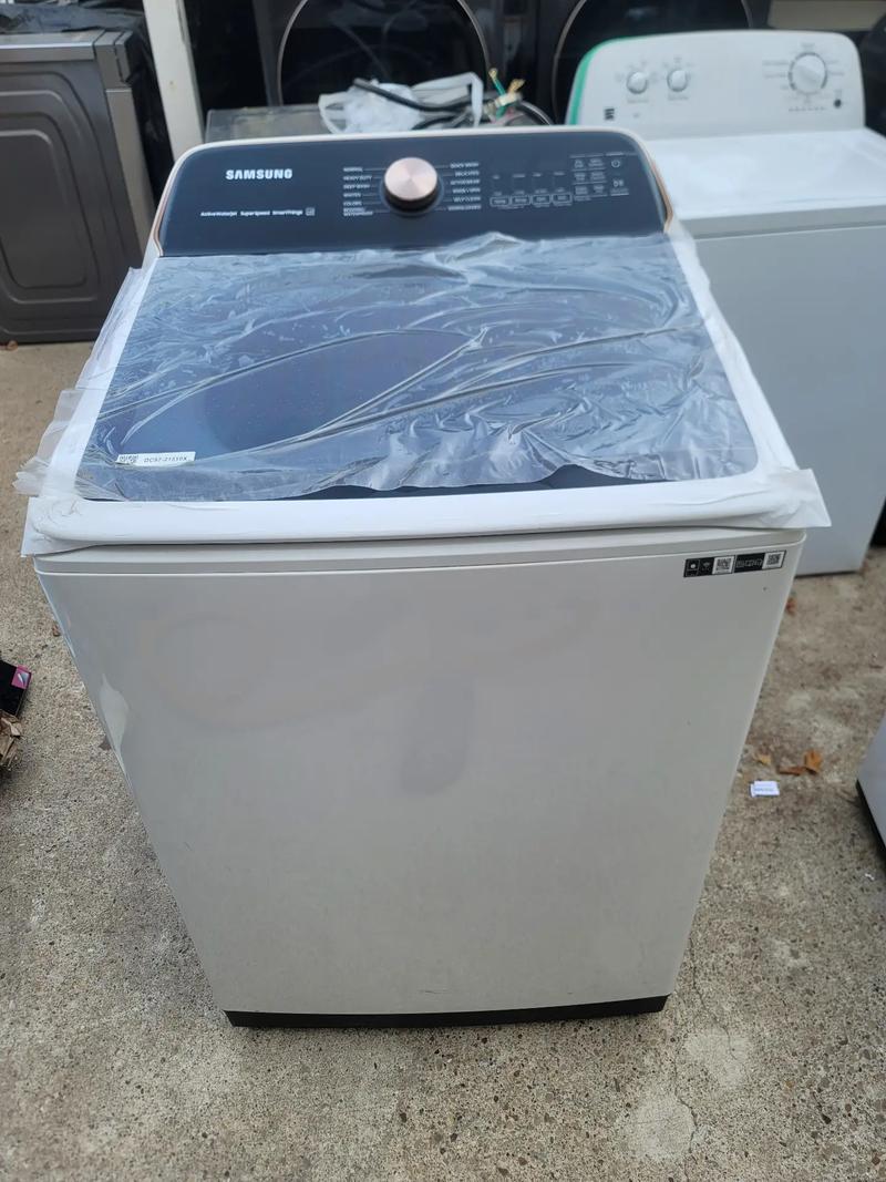 Samsung 5.5 cu ft Extra Large Capacity Smart Top Load Washer with Super