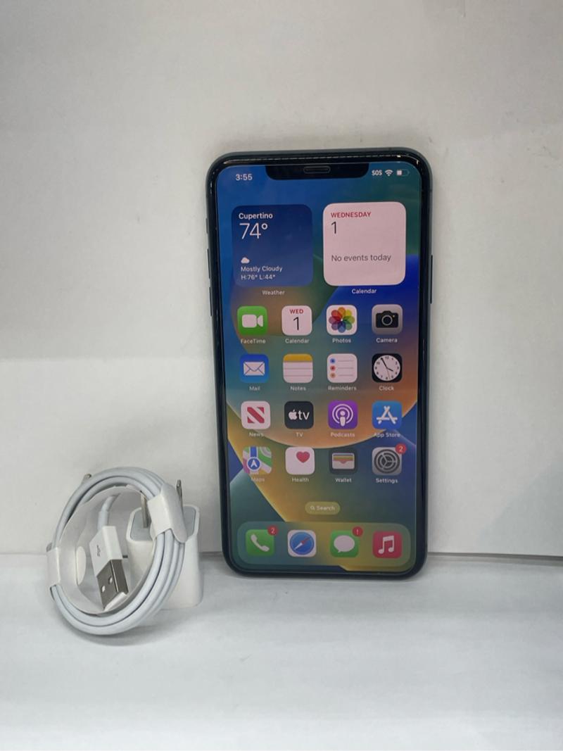IPhone 11 Pro Max 64gb Unlocked for sale in Fort Worth, TX 5miles