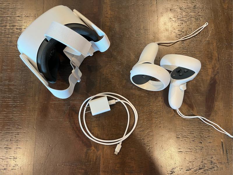 MetaQuest 2 All in One VR Headset-128 GB for sale in Sanger, TX ...