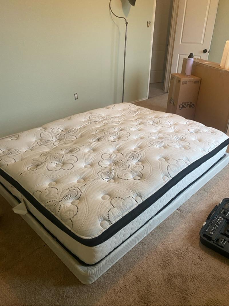 Queen mattress and box spring memory foam, Hybrid by Ashley for sale