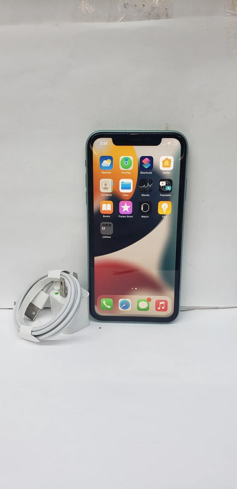 Iphone 11 64gb Unlocked (face id does not work) for sale in Fort Worth