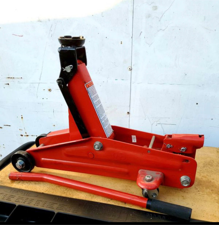 Bumper Jack for sale Only 4 left at 75