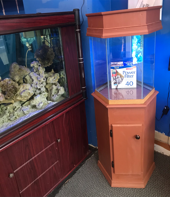 300 Gallon Fish Tank for sale compared to CraigsList Only 3 left at 75